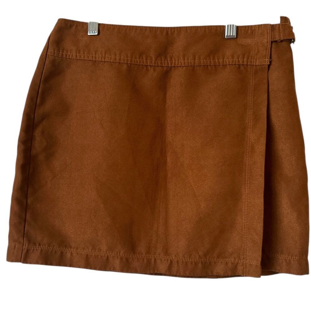 Hollister Brown Faux Suede Mini Skirt Size 7 Side Zip Side Buckle Faux Wrap